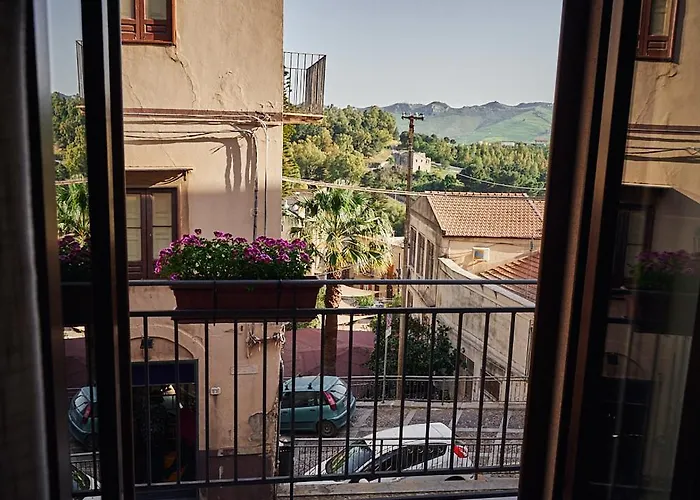 Trinacria - Luxury 4*